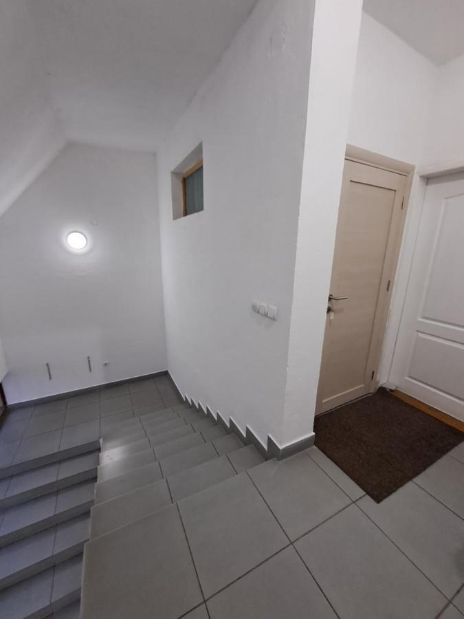 Sofi Daire Ni Dış mekan fotoğraf